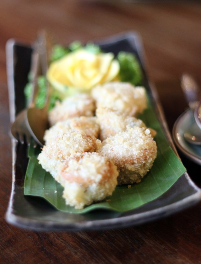 Hor-Mhok-Krob (Deep Fried Crab Souffle) Ruen Mallika, Bangkok
