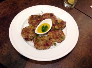 Meat and potato bites Imbiss, Colaba