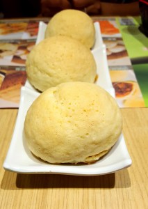 Baked Bun with Barbecue Pork, Tim Ho Wan, Hong Kong