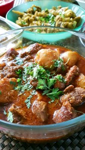 Kosher Mangsho, Spices and Friends